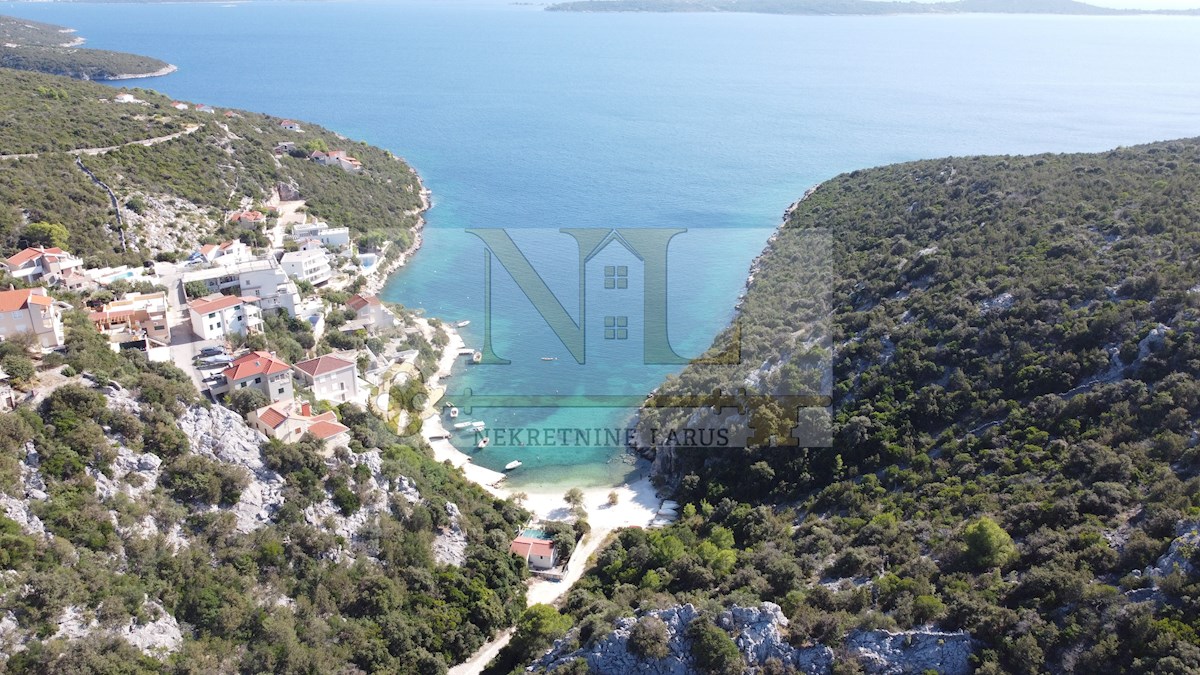 Land For sale - SPLITSKO-DALMATINSKA MARINA