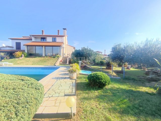 Casa in vendita 500 m² – Pula