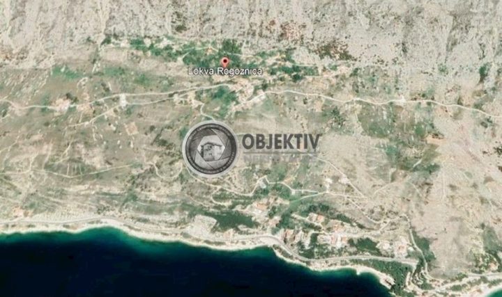 Land for sale 2600 m² – Lokva Rogoznica