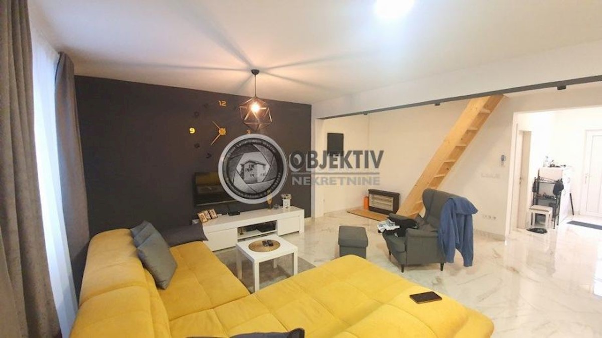 Casa In vendita - SPLITSKO-DALMATINSKA SPLIT