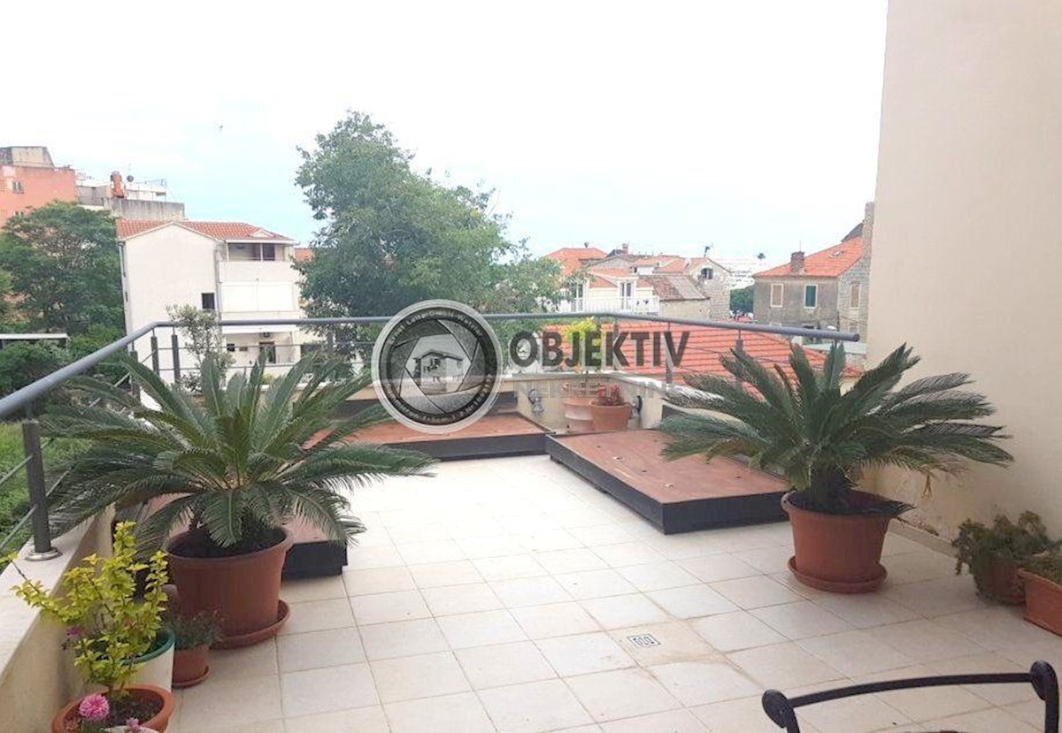 Appartement À vendre - SPLITSKO-DALMATINSKA SPLIT