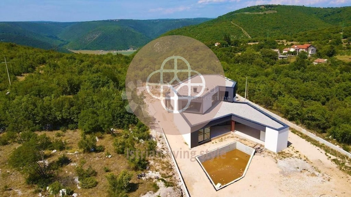 House For sale - ISTARSKA RAŠA