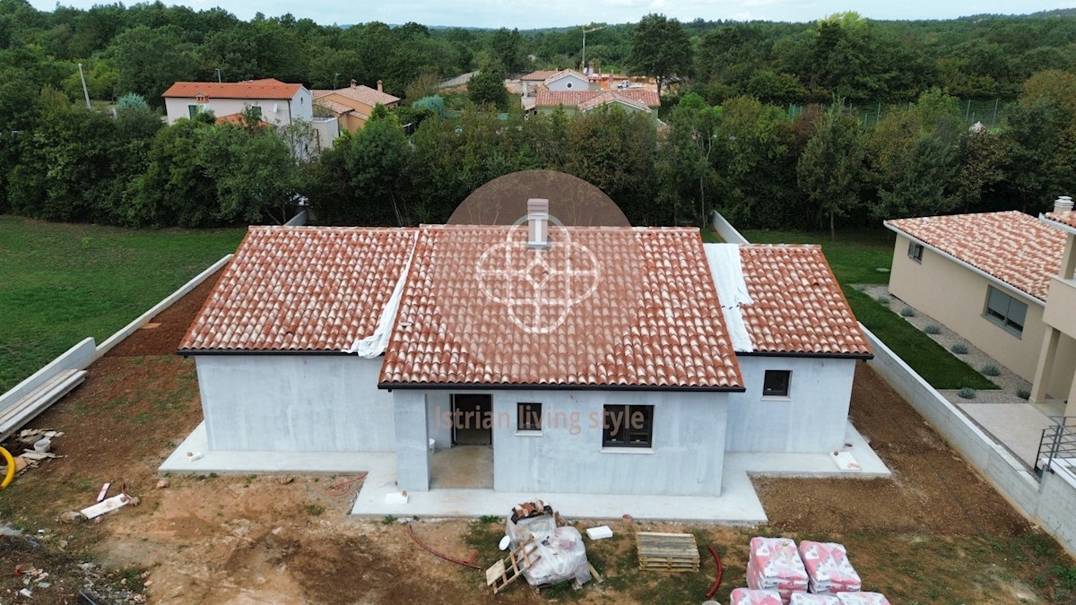 Dom Na predaj - ISTARSKA SVETA NEDELJA