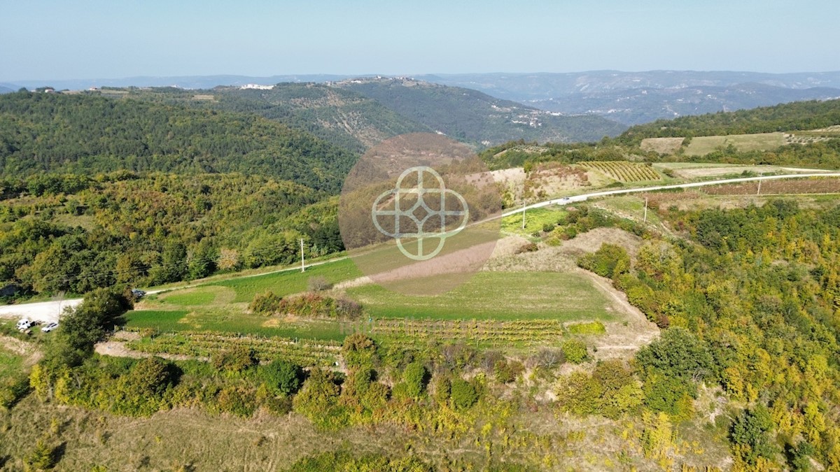 Pozemok Na predaj - ISTARSKA KAROJBA
