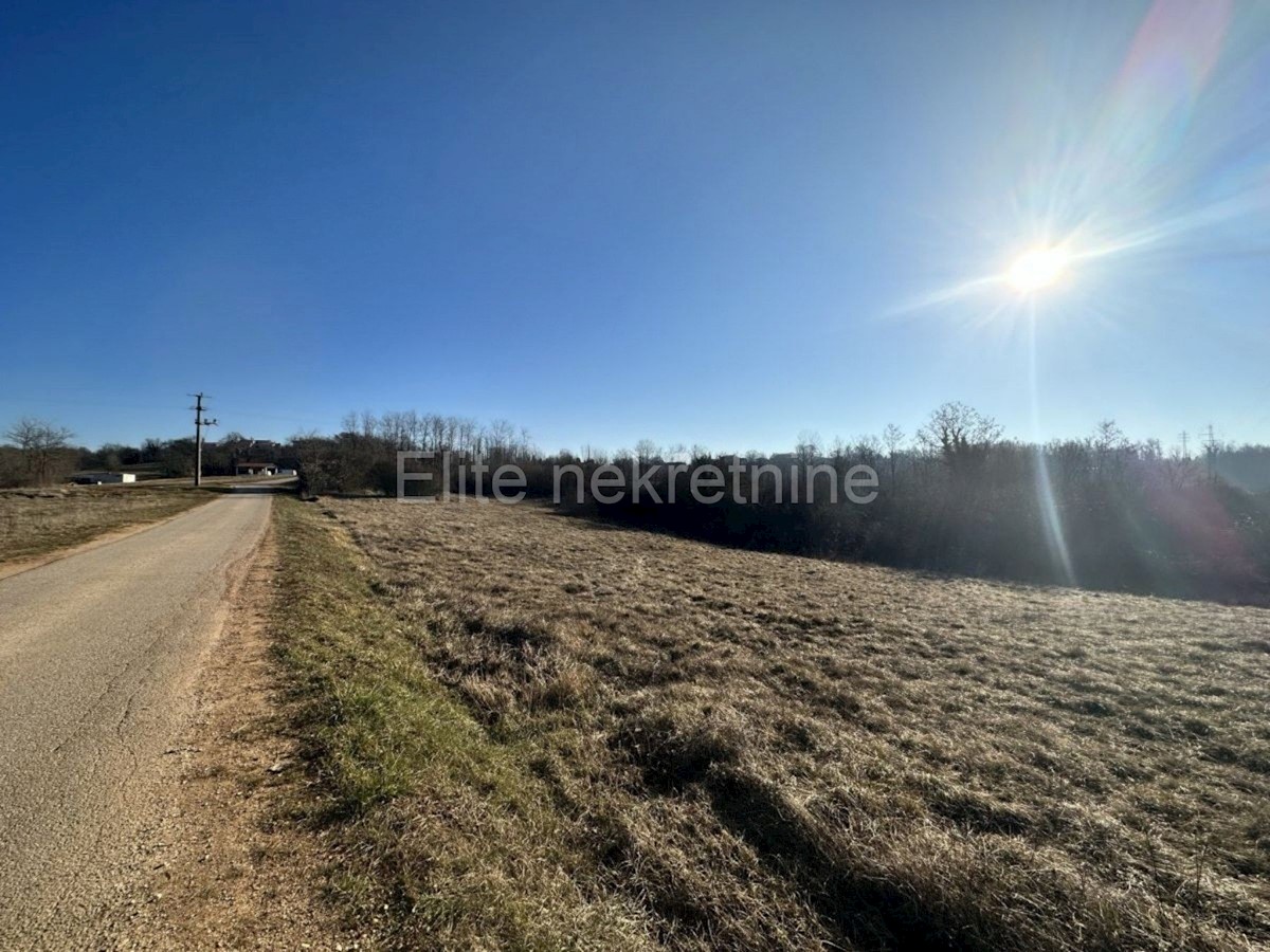 Terreno In vendita - ISTARSKA KAROJBA