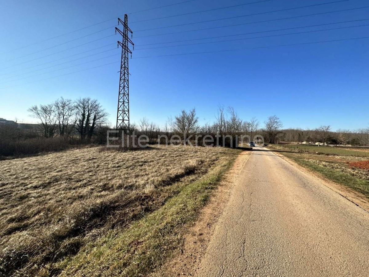 Terreno In vendita - ISTARSKA KAROJBA