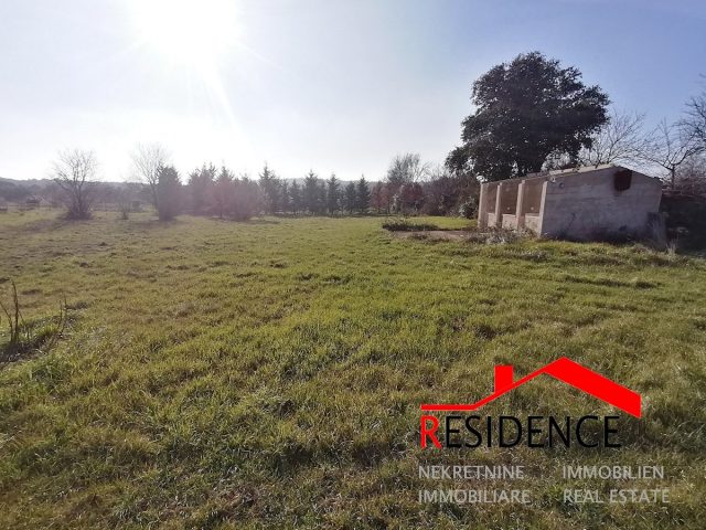 Land for sale 999 m² – Banjole