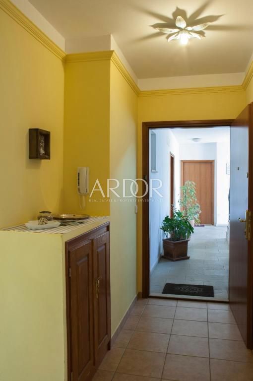 Flat For sale - ISTARSKA NOVIGRAD