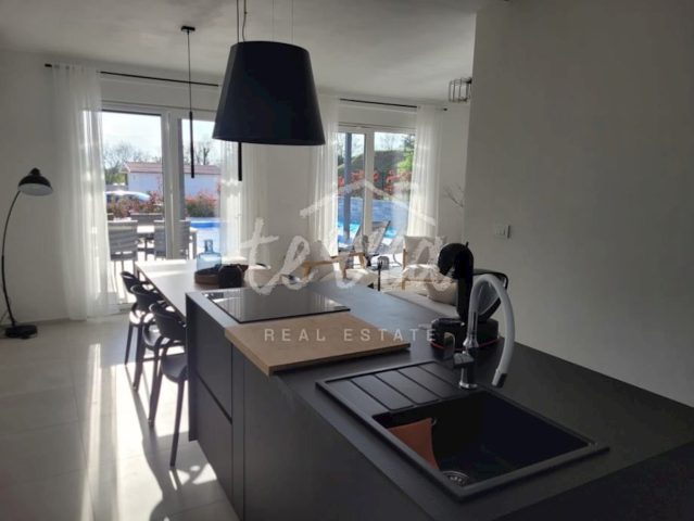 Casa In vendita - Istarska Svetvinčenat - foto 3/22