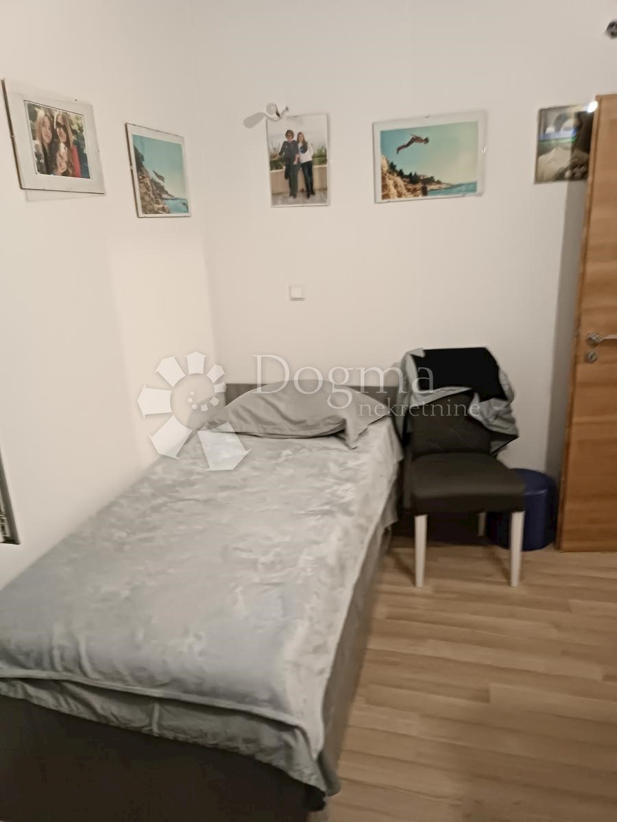 Kuća Na prodaju - SPLITSKO-DALMATINSKA SOLIN