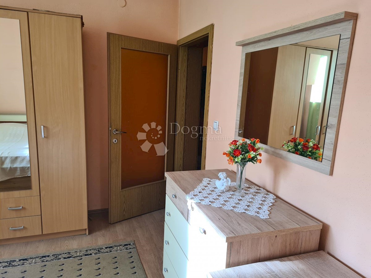 Appartement À vendre - ŠIBENSKO-KNINSKA ŠIBENIK