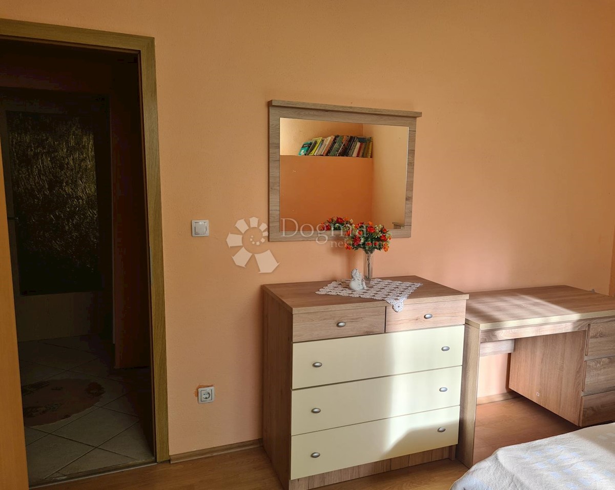 Appartement À vendre - ŠIBENSKO-KNINSKA ŠIBENIK