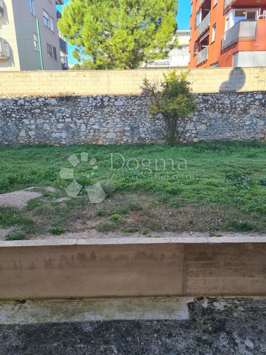 Appartement À vendre - ŠIBENSKO-KNINSKA ŠIBENIK