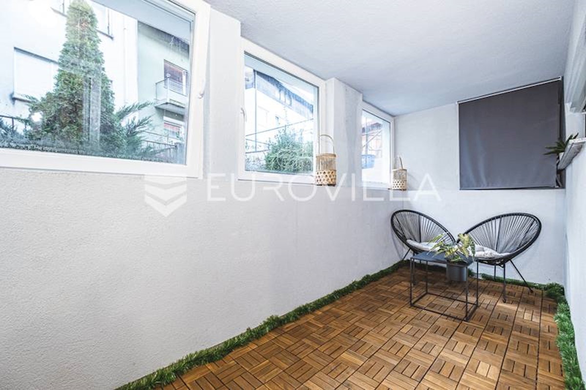 Appartement À louer - GRAD ZAGREB ZAGREB