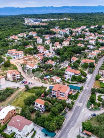 Zemljište na prodaju 2555 m² – Malinska