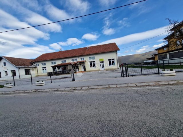 Hiša Naprodaj - Ličko-senjska Otočac - foto 4/5