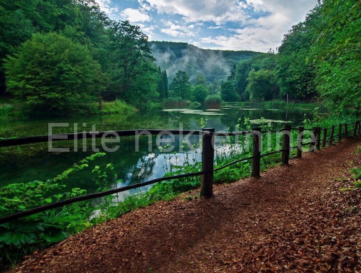 Terreno In vendita - VIROVITIČKO-PODRAVSKA SLATINA