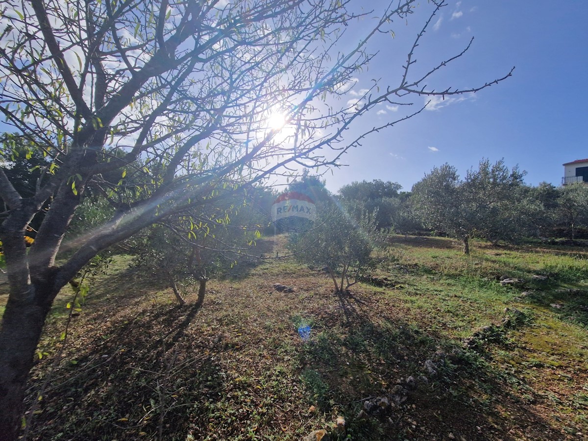 Land For sale - ŠIBENSKO-KNINSKA VODICE