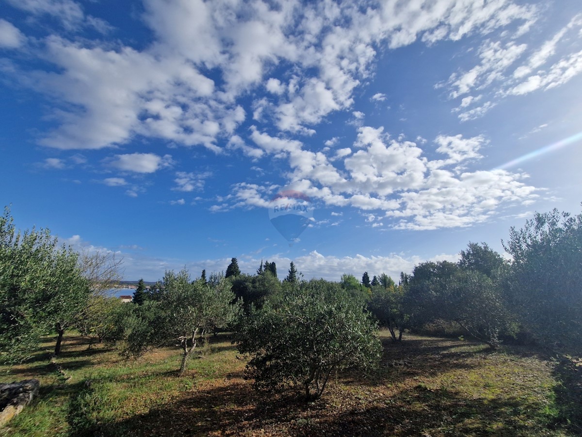 Land For sale - ŠIBENSKO-KNINSKA VODICE