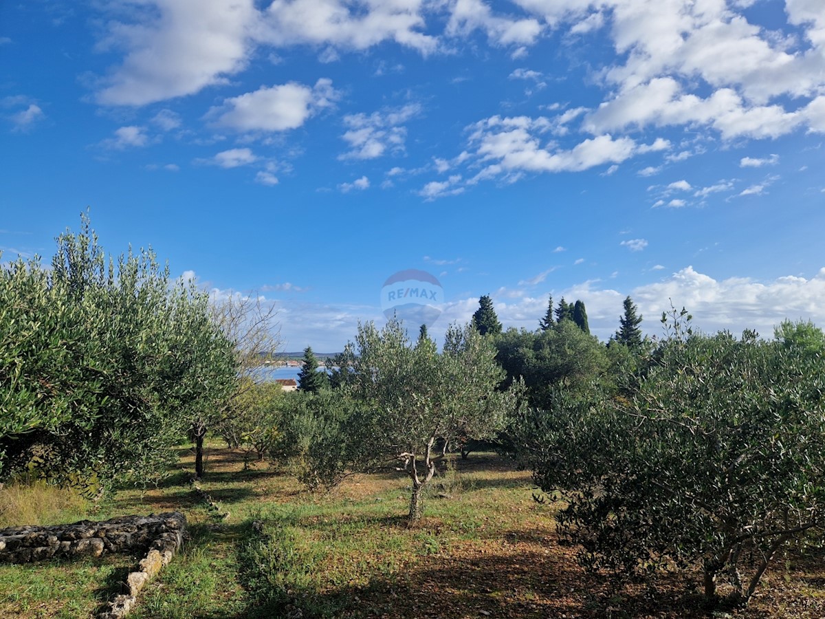 Pozemok Na predaj - ŠIBENSKO-KNINSKA VODICE