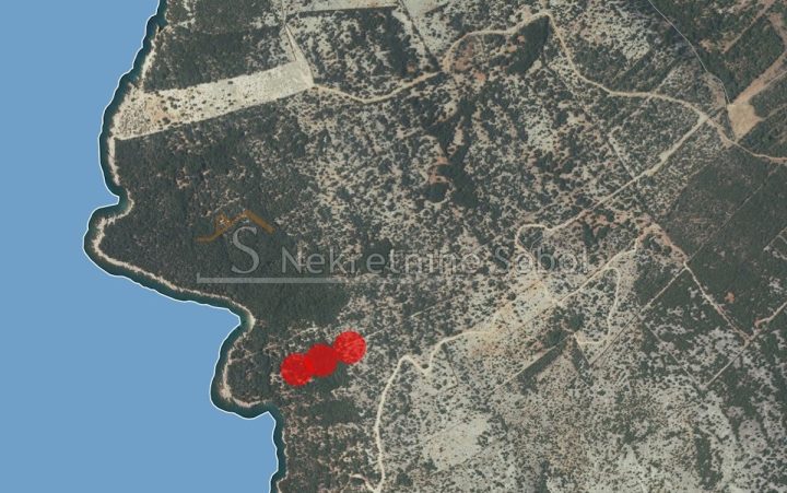Terreno in vendita 8445 m² – Ustrine