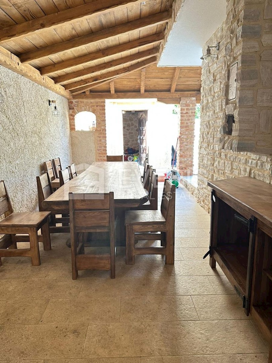 Dom Na predaj - PRIMORSKO-GORANSKA KRK