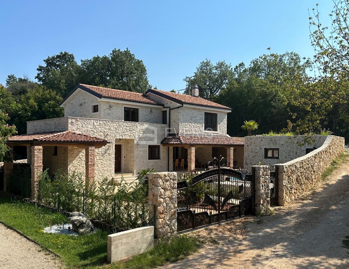Dom Na predaj - PRIMORSKO-GORANSKA KRK