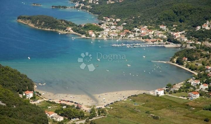 Terrain à vendre 1250 m² – Banjol