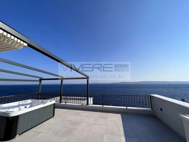 Casa in vendita 350 m² – Čiovo