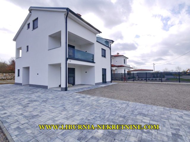 Dom na sprzedaż 193 m² – Malinska