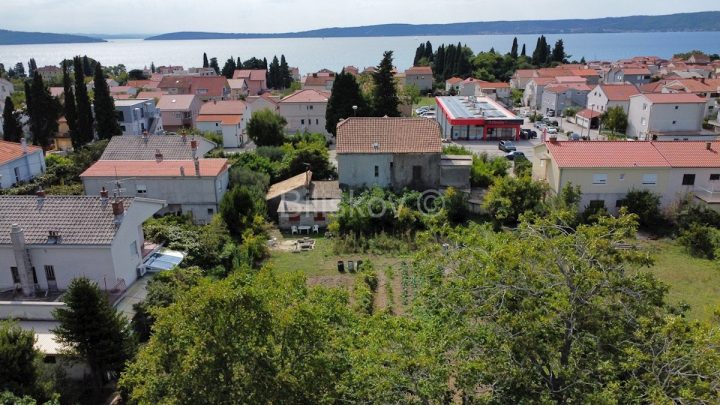 Terreno in vendita 1400 m² – Kaštel Lukšić