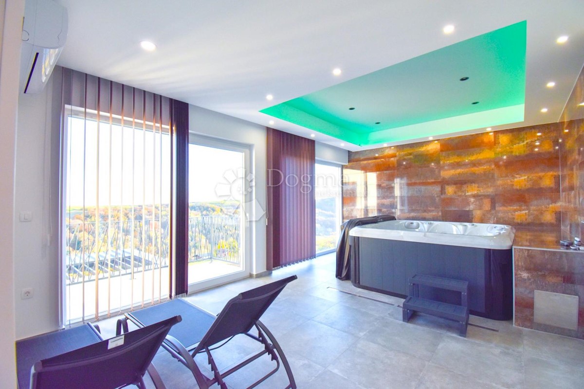 Haus Zu verkaufen - KRAPINSKO-ZAGORSKA HRAŠĆINA