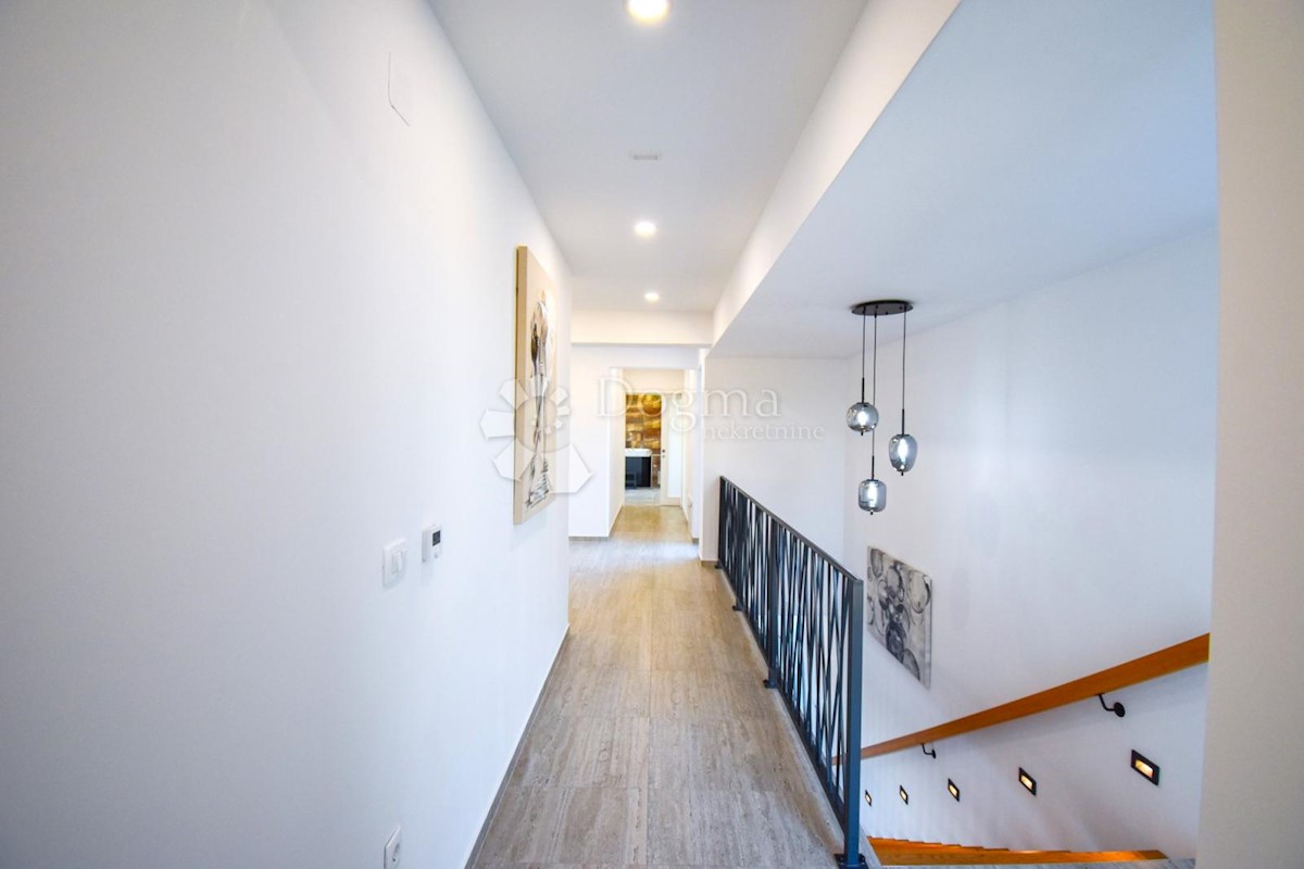 Haus Zu verkaufen - KRAPINSKO-ZAGORSKA HRAŠĆINA