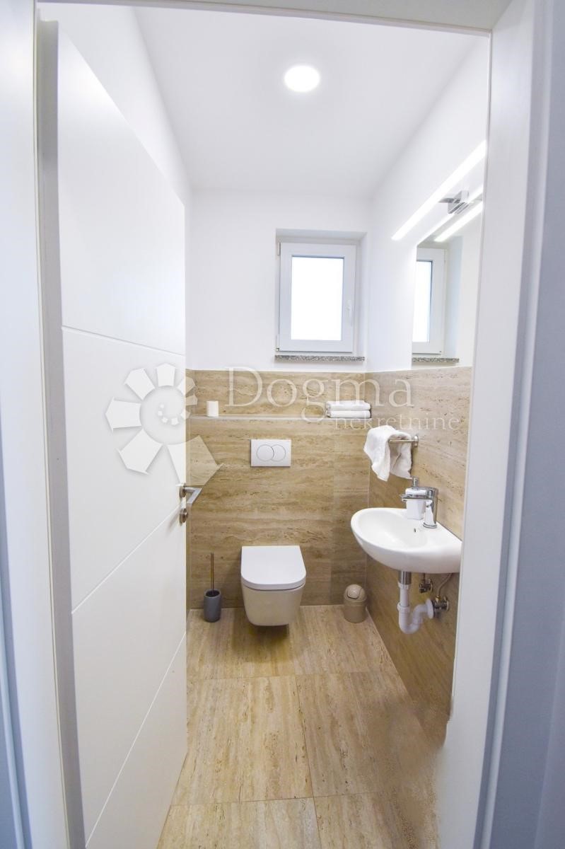 Haus Zu verkaufen - KRAPINSKO-ZAGORSKA HRAŠĆINA