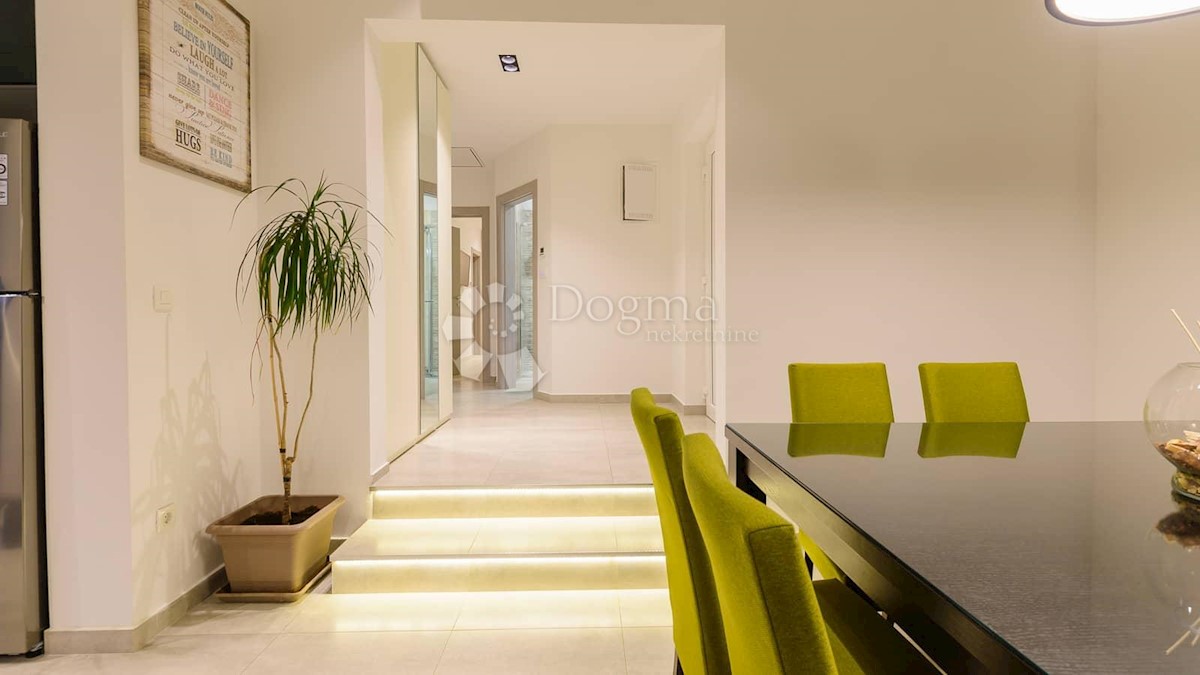 Maison À vendre - ISTARSKA PULA