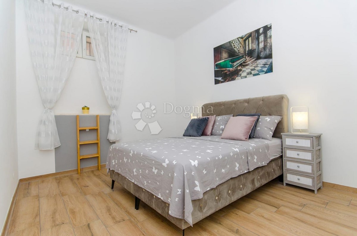 Flat For sale - SPLITSKO-DALMATINSKA SPLIT