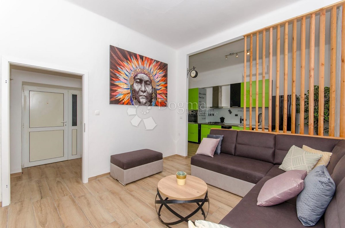 Flat For sale - SPLITSKO-DALMATINSKA SPLIT