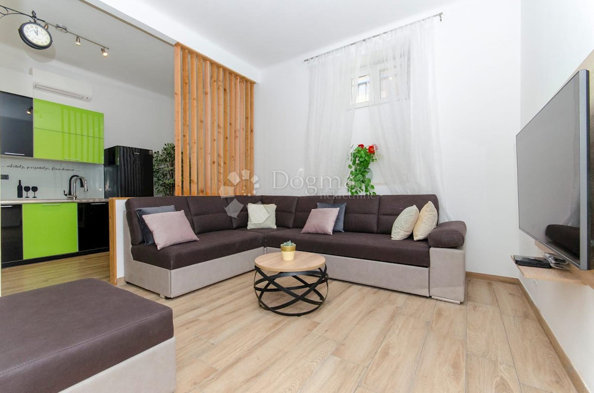 Appartement À vendre - SPLITSKO-DALMATINSKA SPLIT