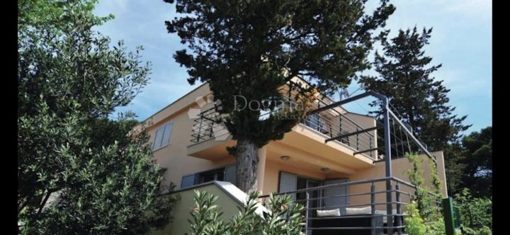 Dom na predaj 169 m² – Tisno