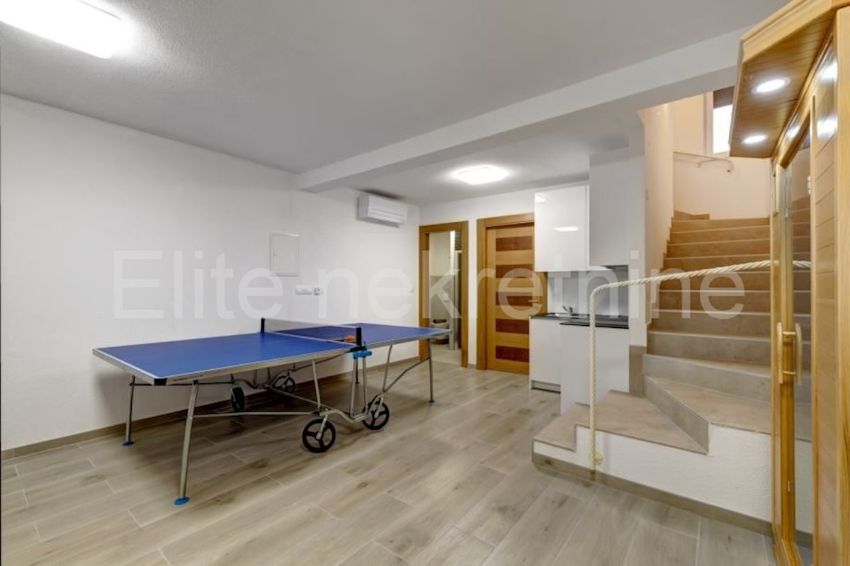 Apartmán Na predaj - PRIMORSKO-GORANSKA CRIKVENICA