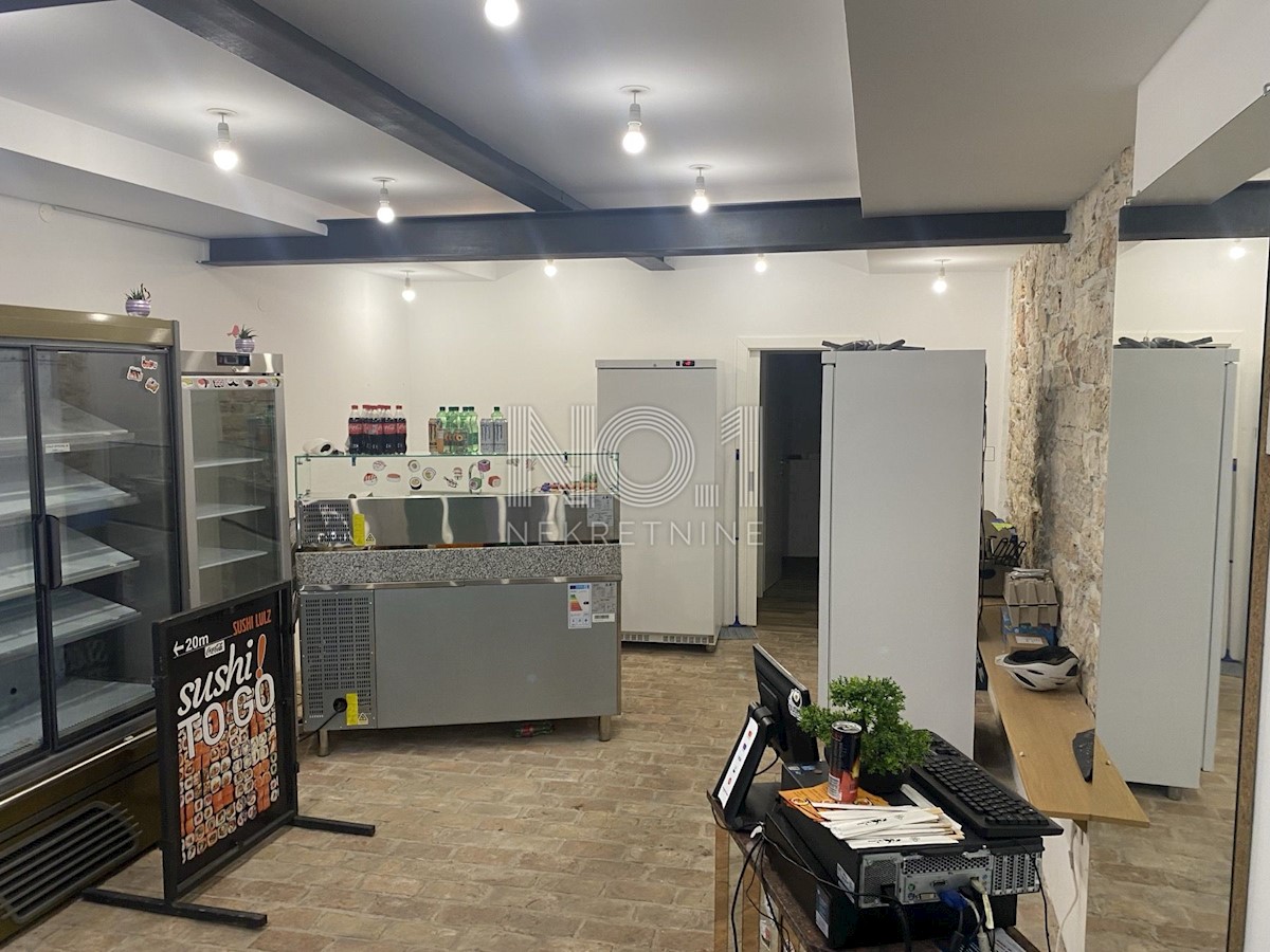 Business premises For rent - ISTARSKA ROVINJ