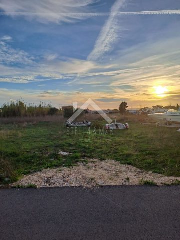 Pozemok na predaj 1151 m² – Vrsi