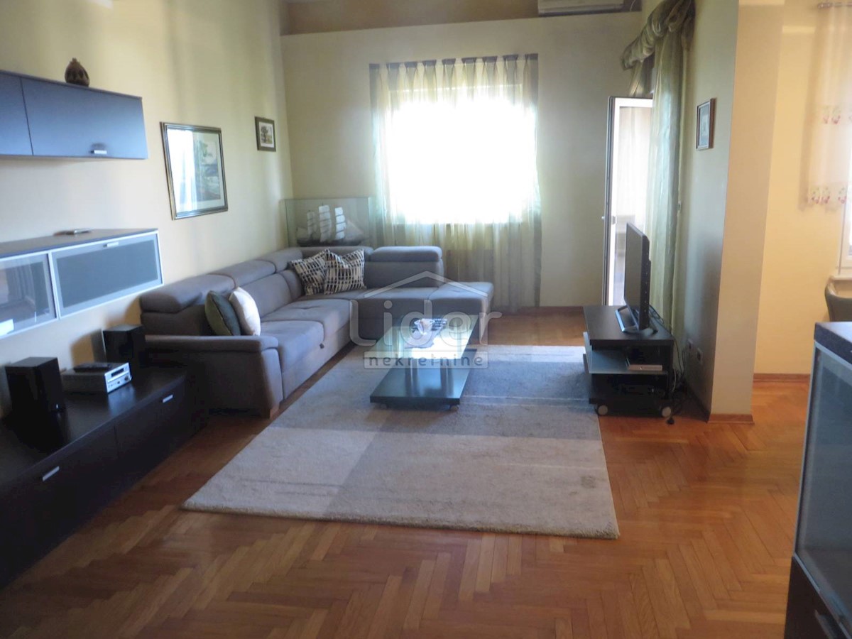 Flat For rent KOSTRENA