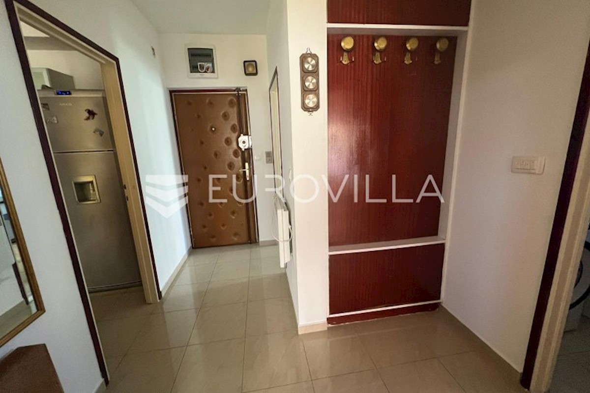 Apartment Zu verkaufen - SPLITSKO-DALMATINSKA SPLIT