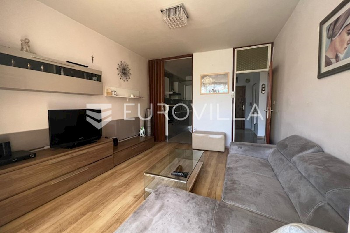 Apartment Zu verkaufen - SPLITSKO-DALMATINSKA SPLIT