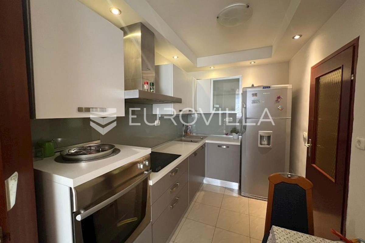 Apartmán Na prodej - SPLITSKO-DALMATINSKA SPLIT