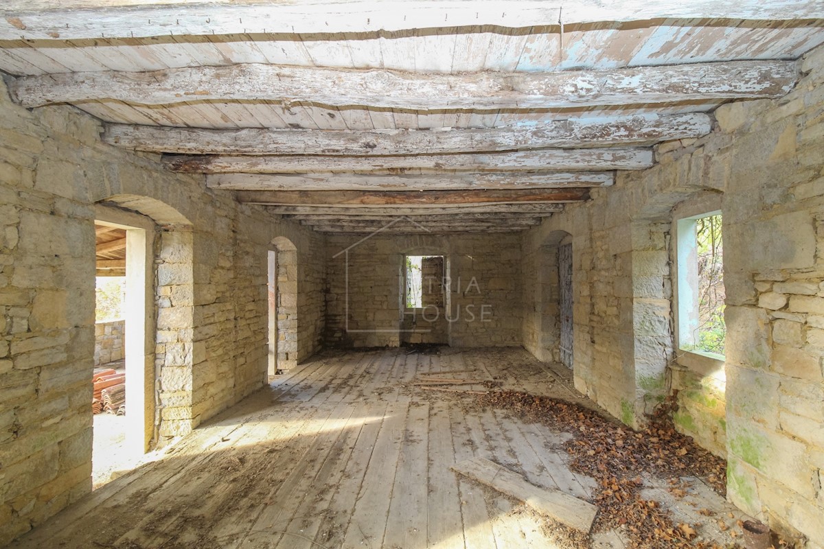 Kuća Na prodaju - ISTARSKA MOTOVUN