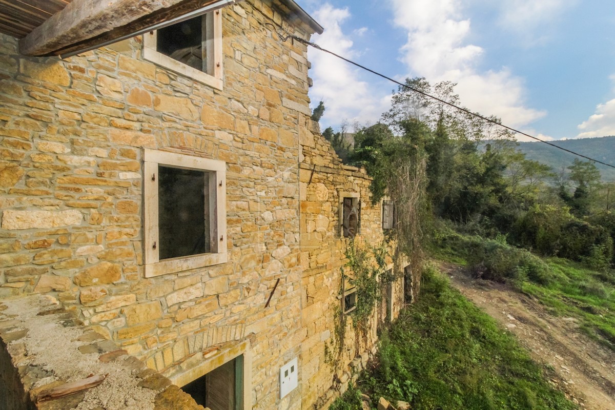 Kuća Na prodaju - ISTARSKA MOTOVUN