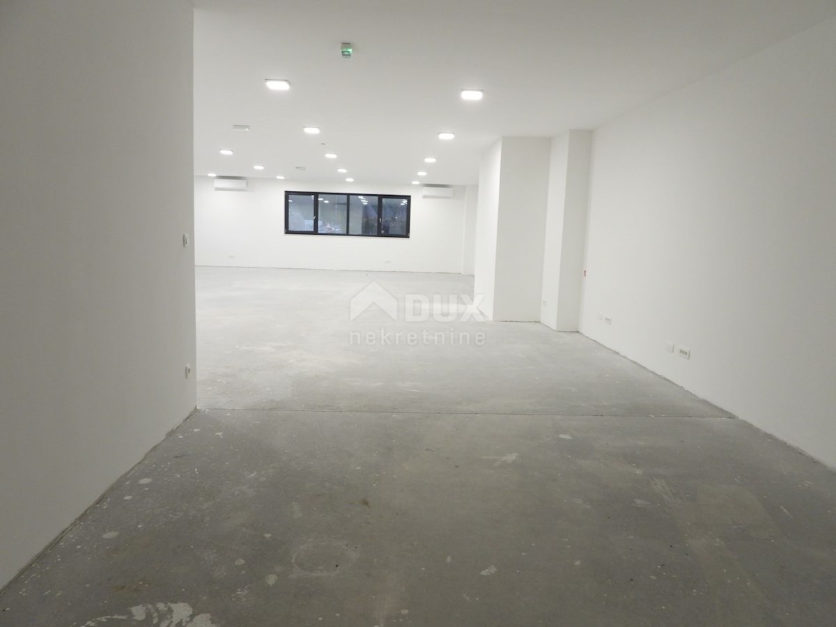 Business premises For rent - PRIMORSKO-GORANSKA MATULJI