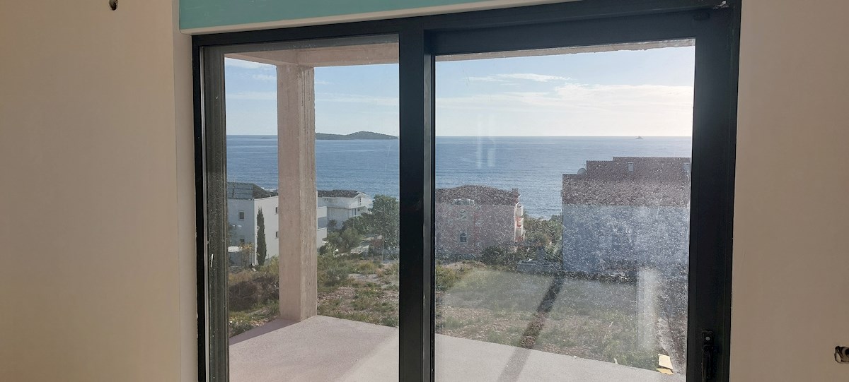 Appartement À vendre - ŠIBENSKO-KNINSKA ROGOZNICA
